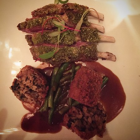 Nikolai's Roof signature dishes Foie Gras
Herb Crusted Lamb Chops
Seared Diver Scallops